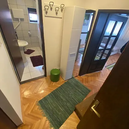 Fortress 2 Apartman